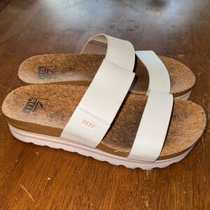 Reef Sandals Sz 7